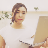 ヨガインストラクター